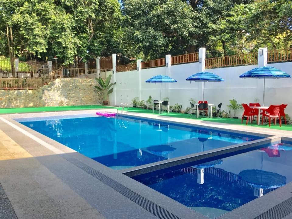 Charms Hotel Coron Zewnętrze zdjęcie