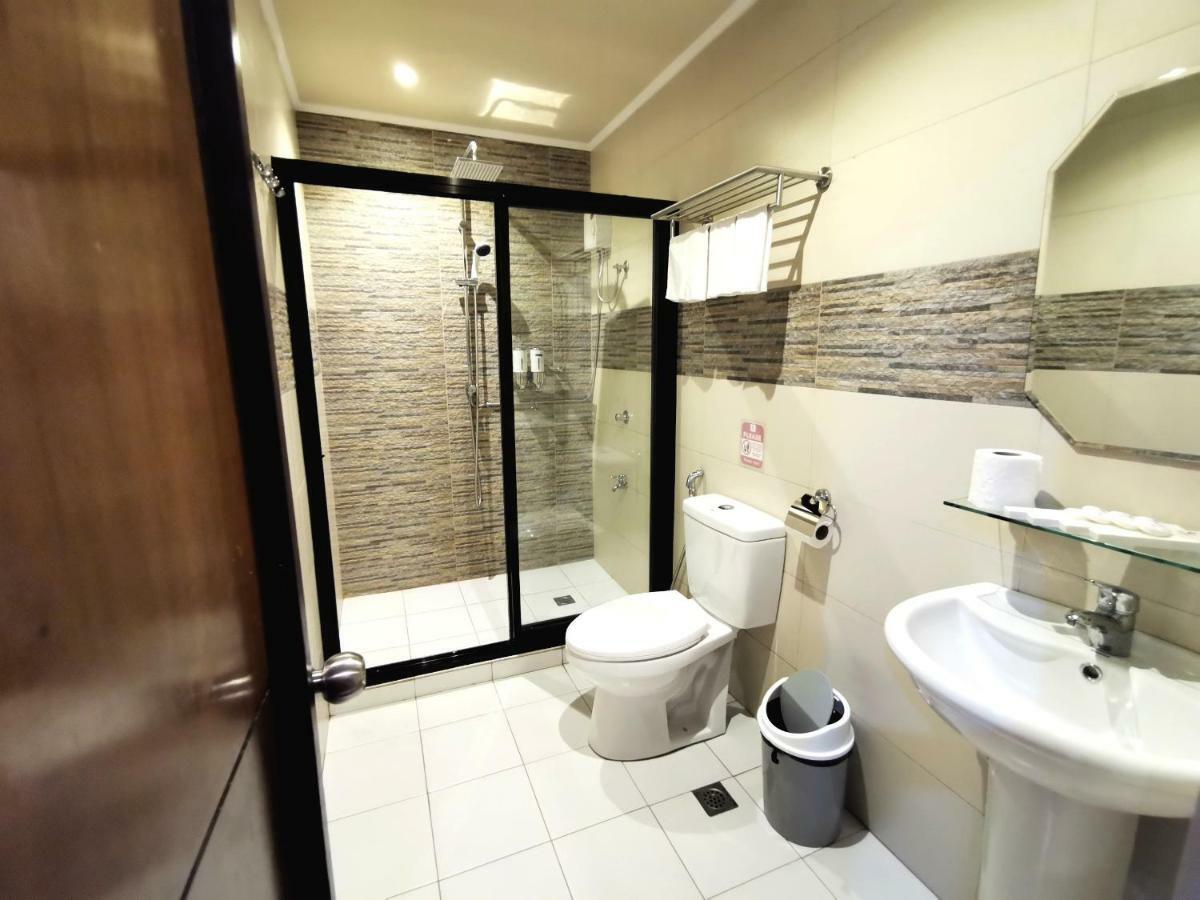 Charms Hotel Coron Zewnętrze zdjęcie